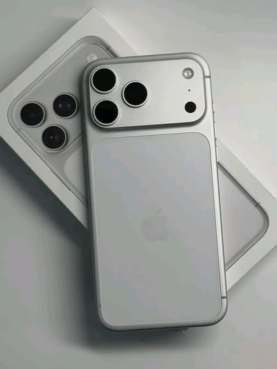 iPhone 17 pro max_img_0